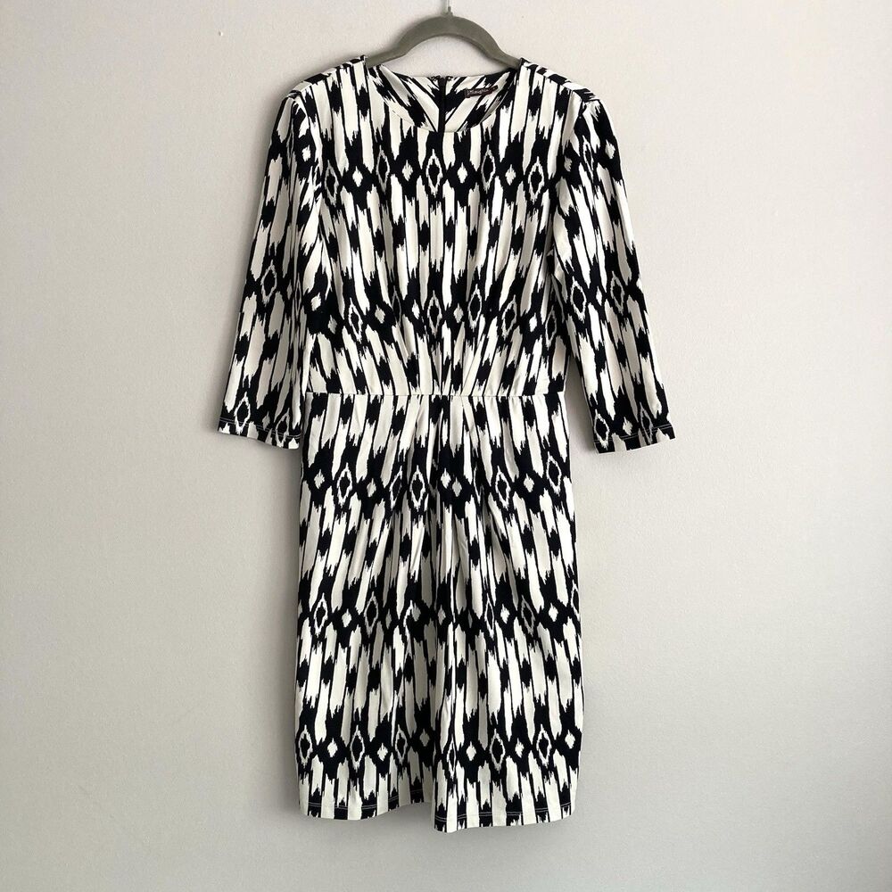 J McLaughlin Catalina Cloth Black Ivory Ikat Sheath Dress Size Small 3/4 Sleeves
